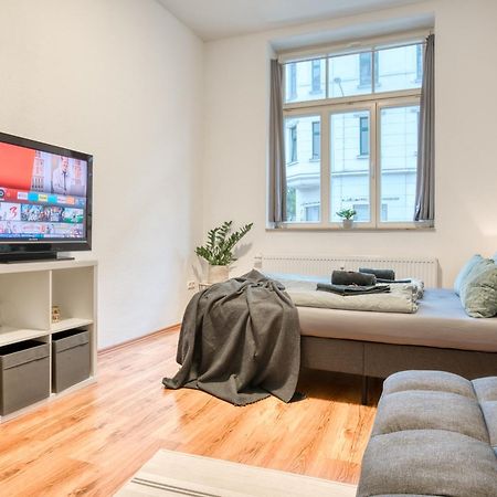 Homy I Altbaucharme Netflix Und Wlan Apartment Leipzig Exterior photo